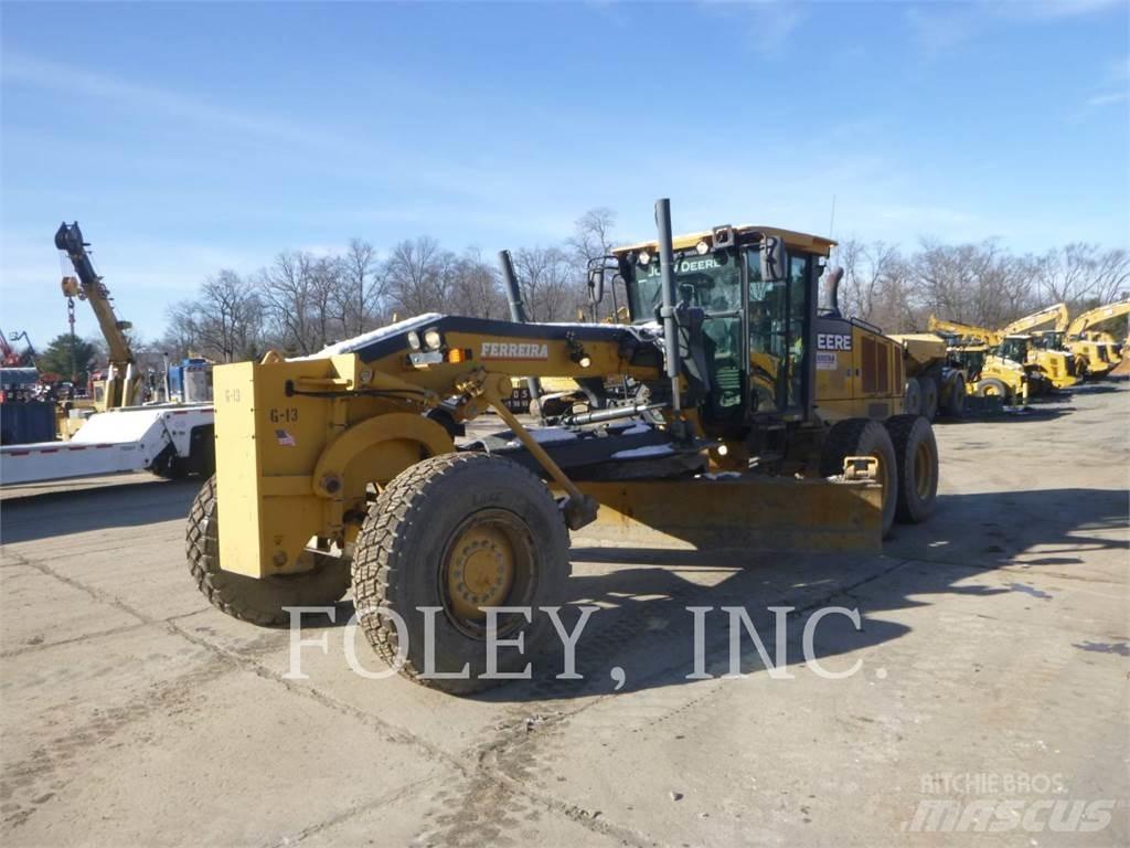 John Deere & CO. 672G Грейдеры