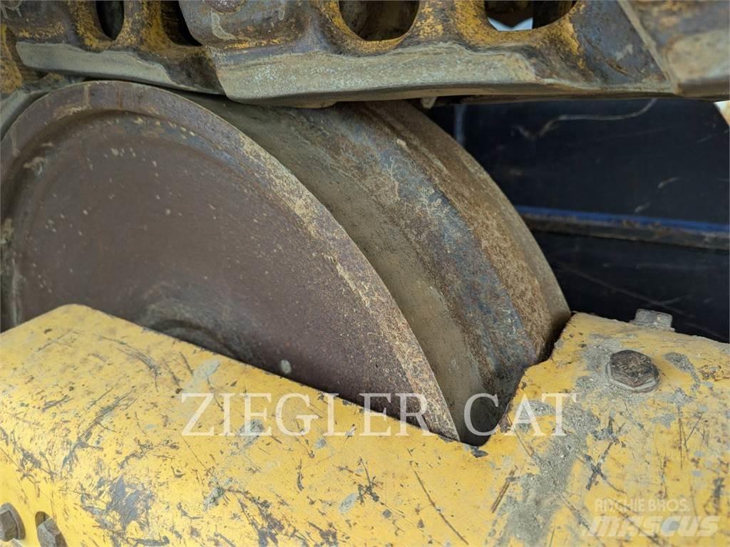 John Deere & CO. 700K Гусеничные бульдозеры