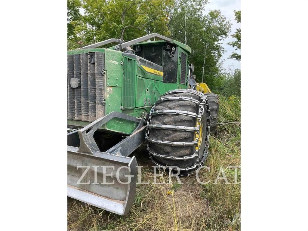 John Deere & CO. 748L Лесохозяйственные тракторы
