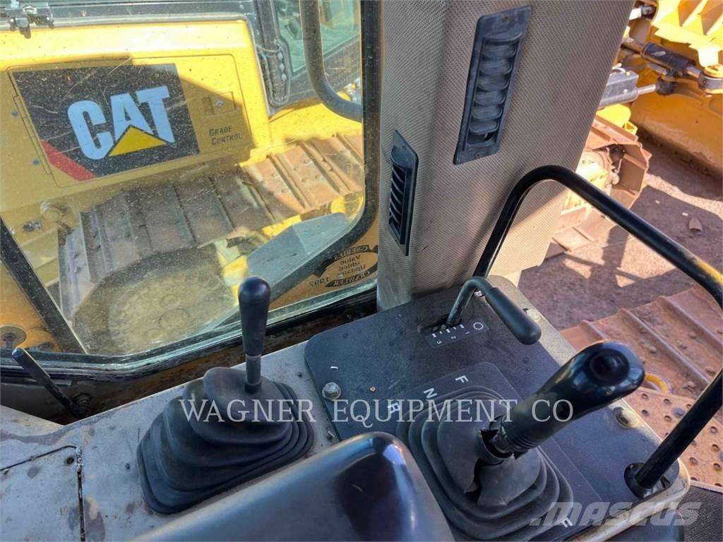 John Deere & CO. 750C LT Гусеничные бульдозеры