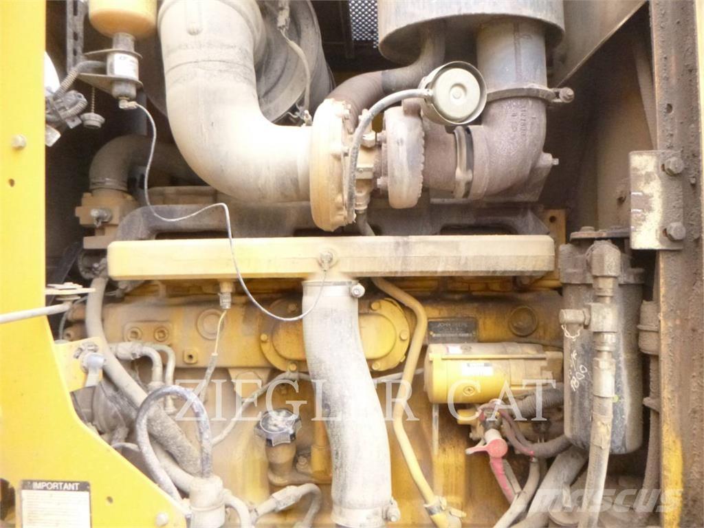 John Deere & CO. 770D Гусеничные бульдозеры