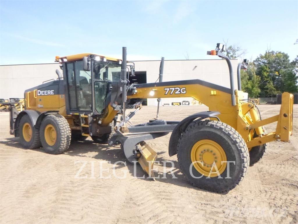 John Deere & CO. 772 G Грейдеры