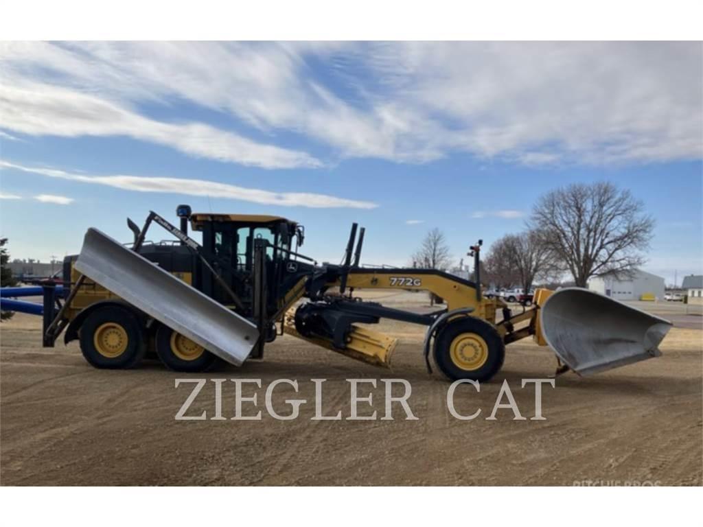 John Deere & CO. 772G_AO Грейдеры