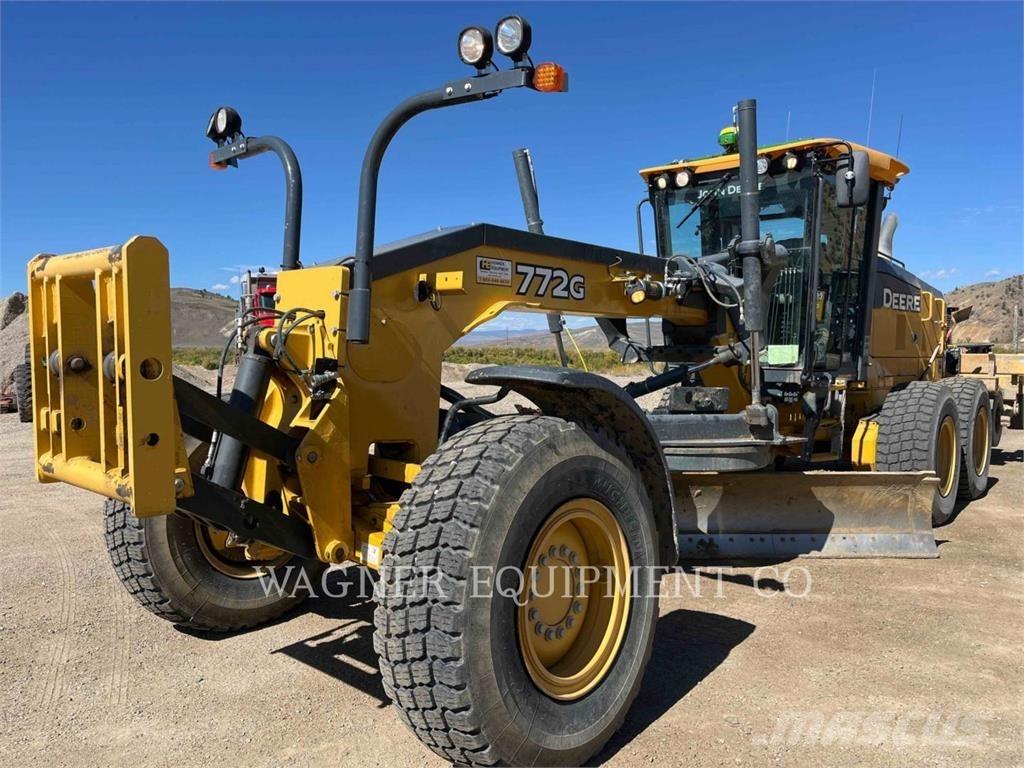 John Deere & CO. 772G AWD Грейдеры