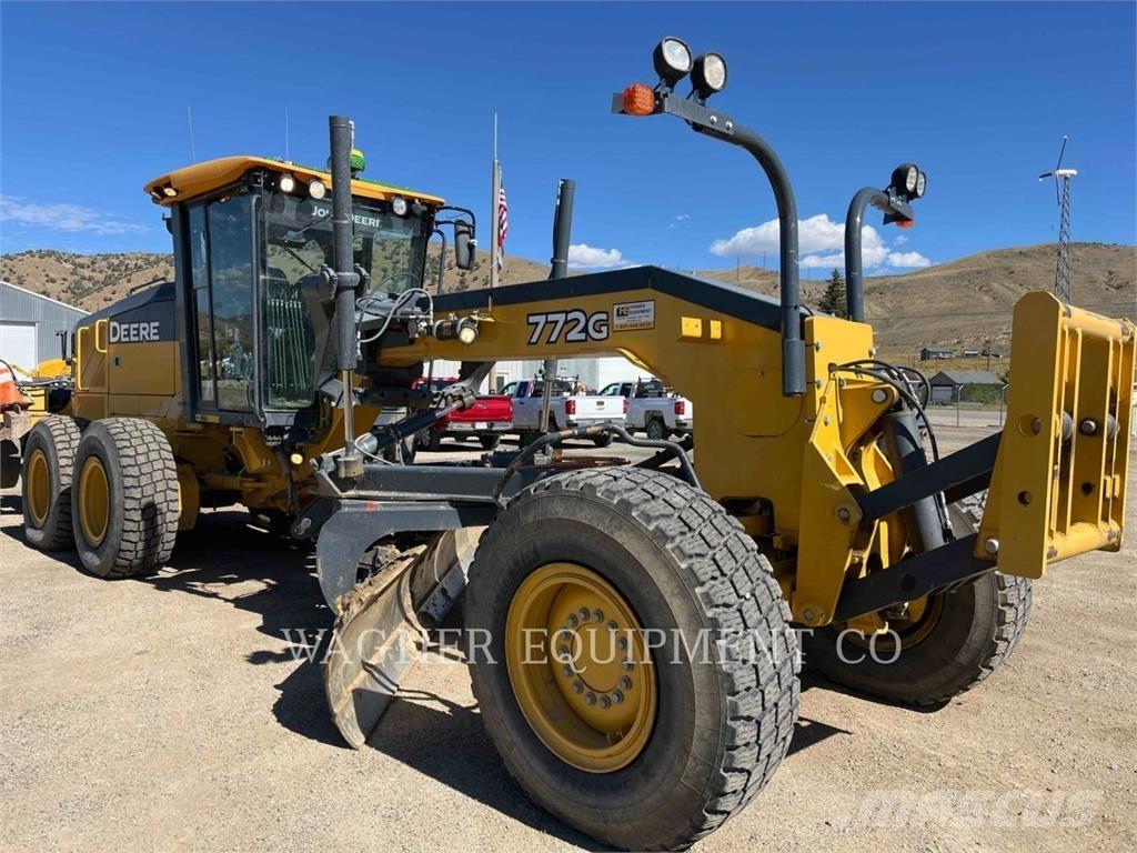John Deere & CO. 772G AWD Грейдеры