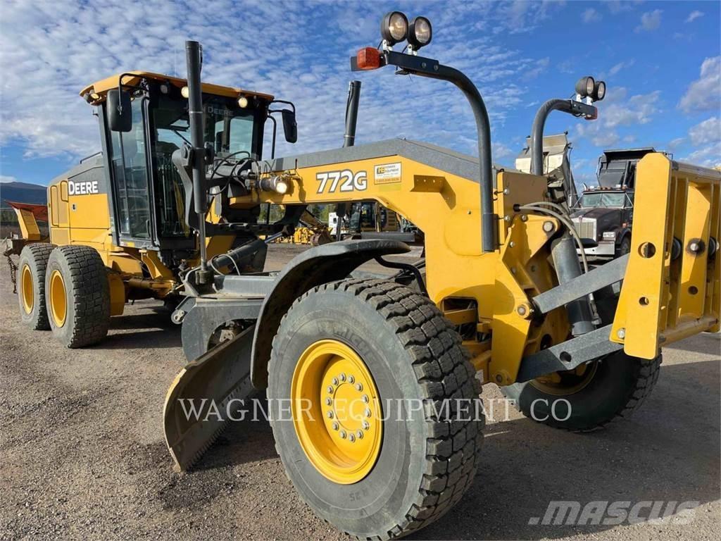 John Deere & CO. 772G AWD Грейдеры