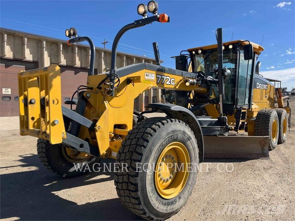 John Deere & CO. 772G AWD Грейдеры