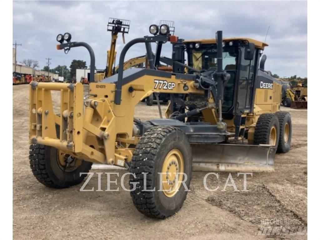 John Deere & CO. 772GP Грейдеры