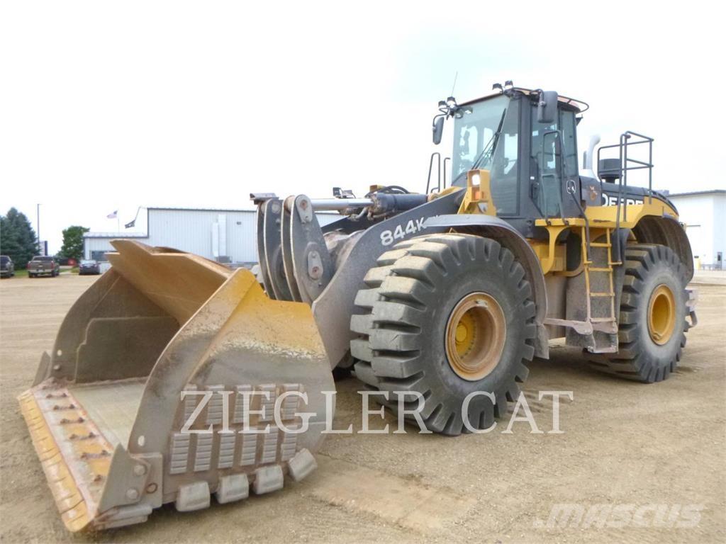John Deere & CO. 844K III Фронтальные погрузчики