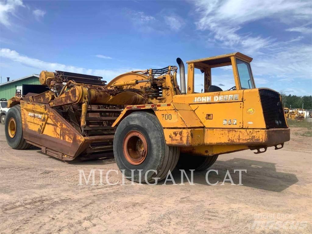 John Deere & CO. 862 Скреперы