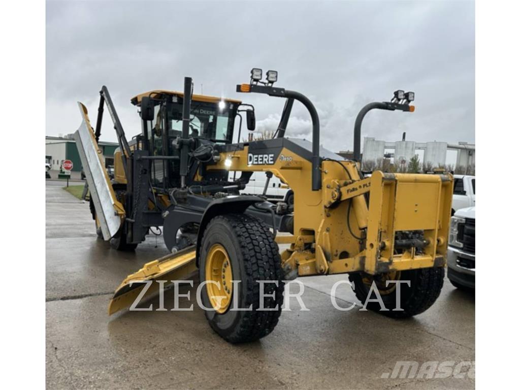 John Deere & CO. 872GP Грейдеры