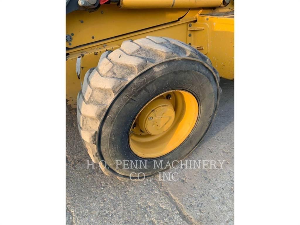 John Deere JD710D Экскаваторы-погрузчики