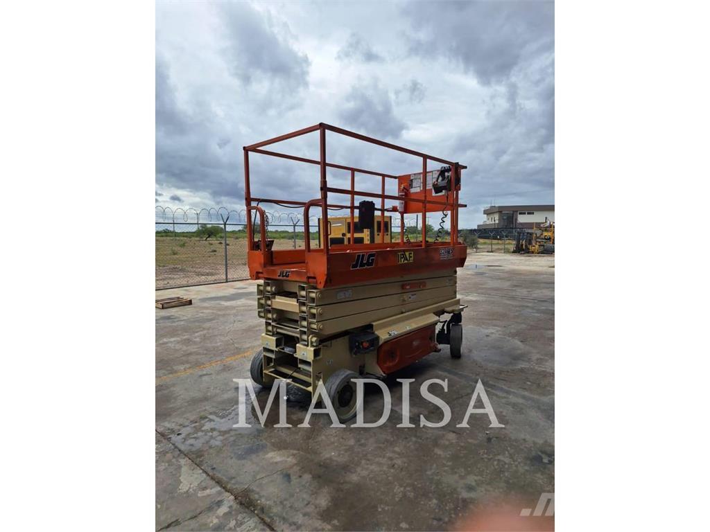 Jungheinrich 3246ES Ножничные подъемники