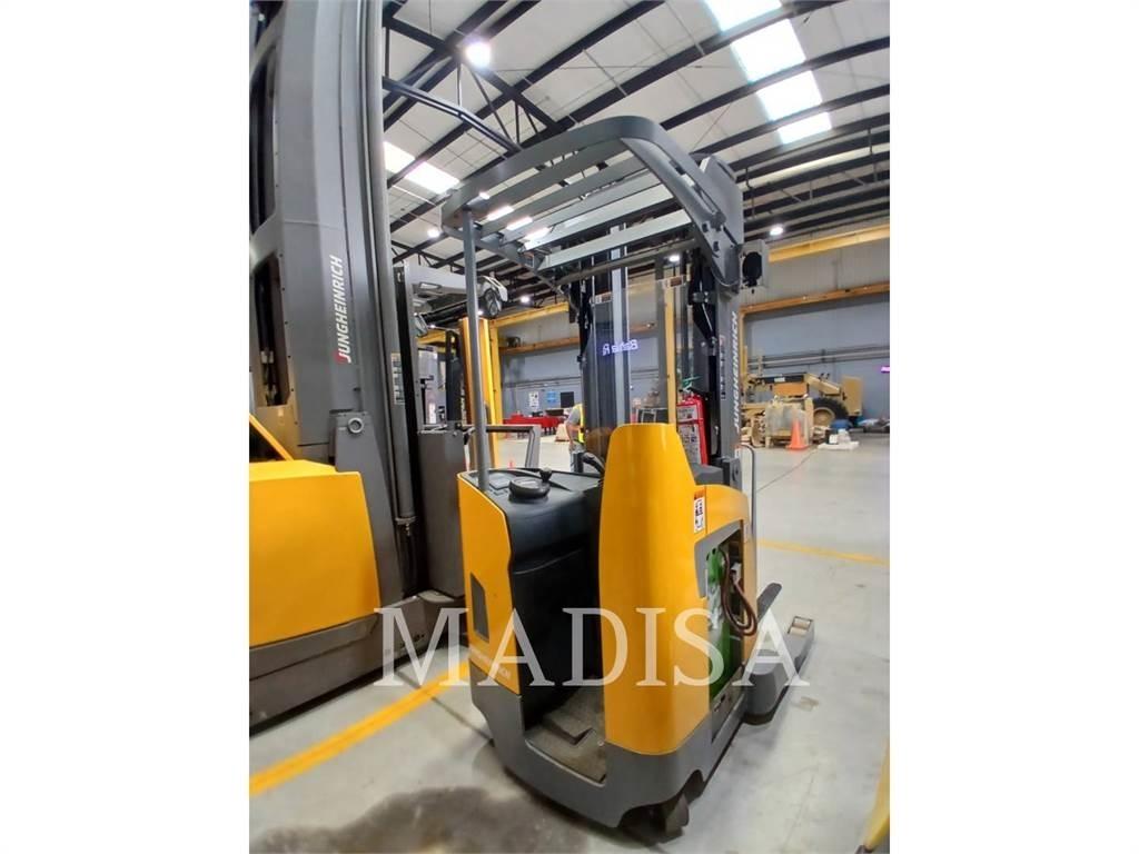 Jungheinrich ETR 335DA Другие складские механизмы
