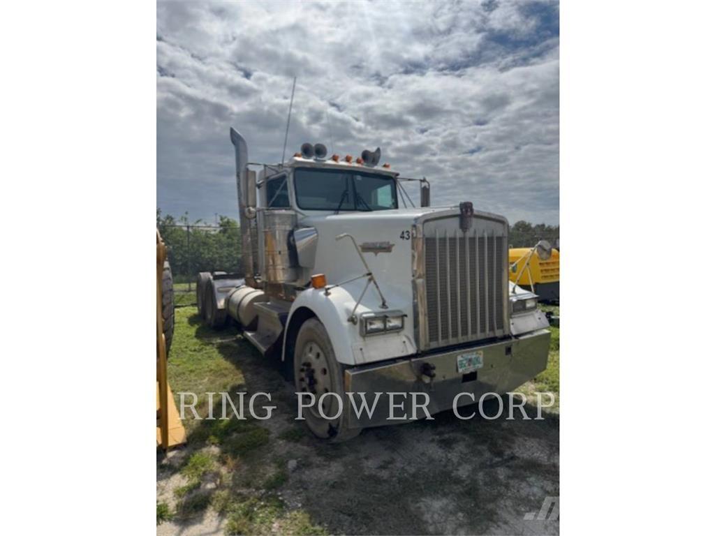 Kenworth W900S Специальные грузовики