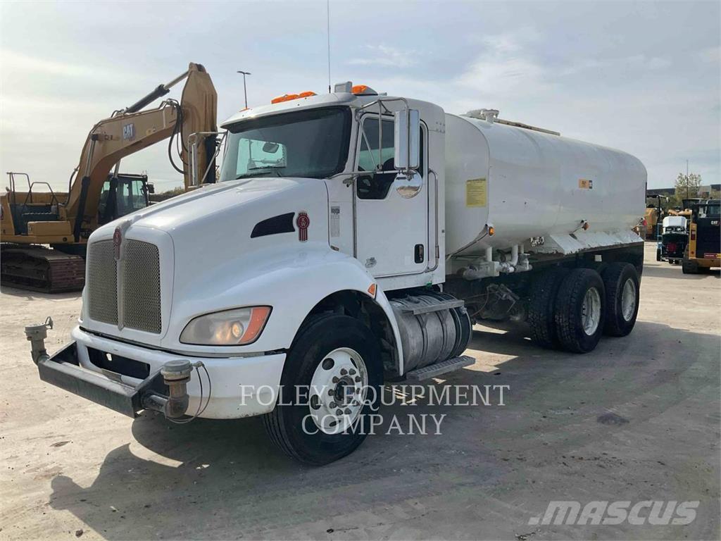 Kenworth WTRTRK4K Грузовики-цистерны