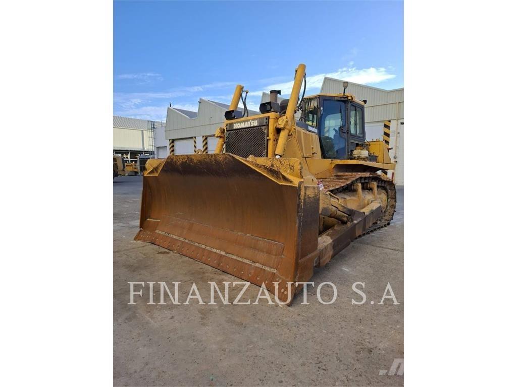Komatsu D155 Гусеничные бульдозеры