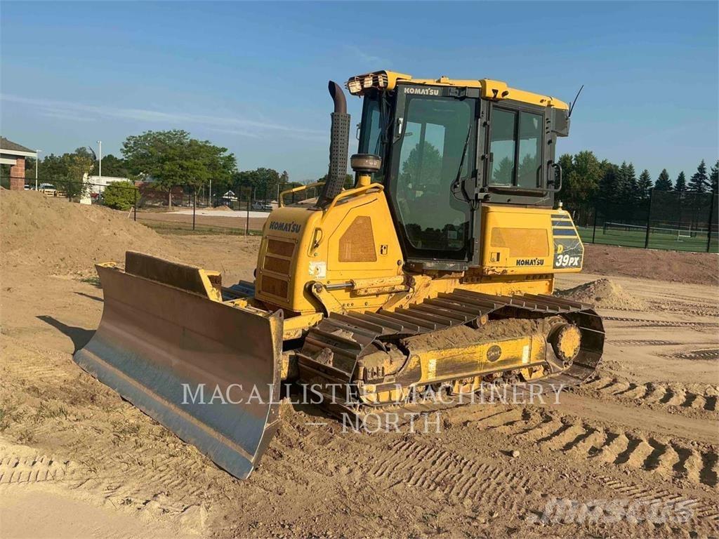 Komatsu D39PX-23 Гусеничные бульдозеры