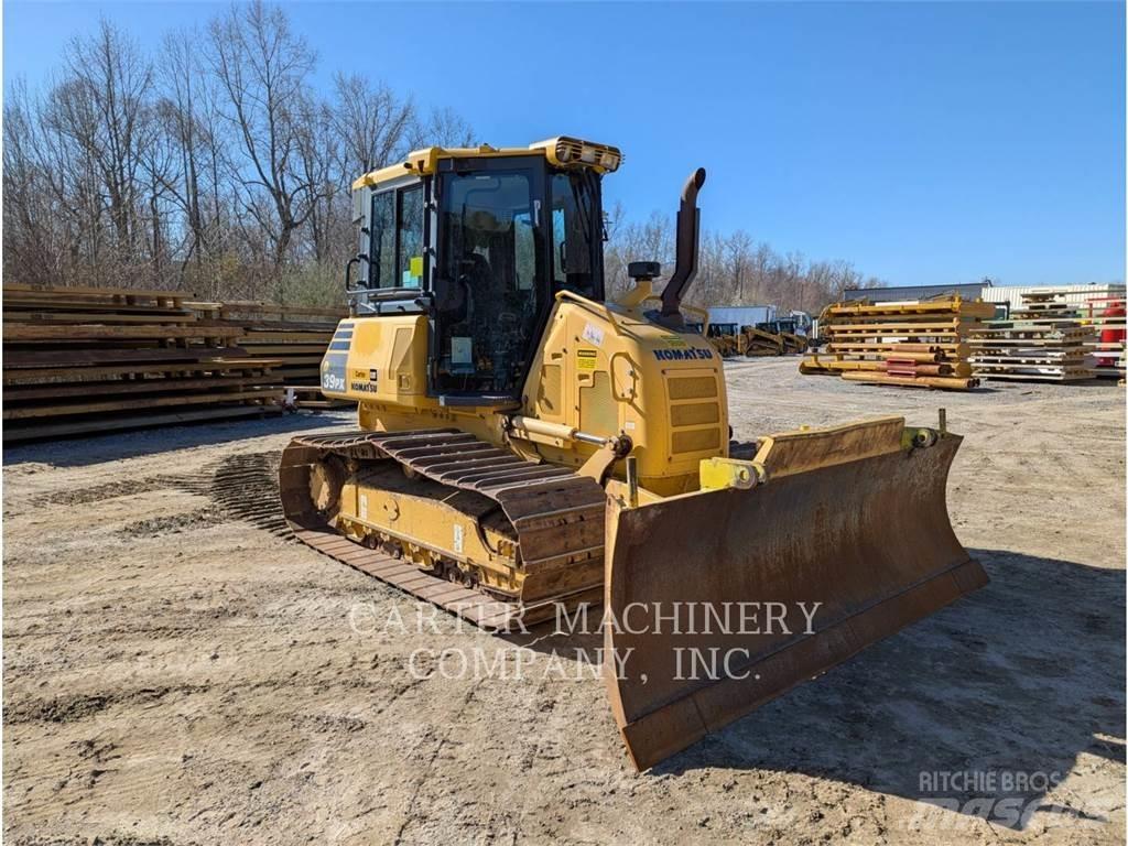 Komatsu D39PX-24 Гусеничные бульдозеры
