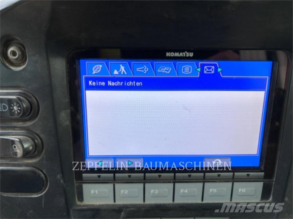 Komatsu D61PX Гусеничные бульдозеры