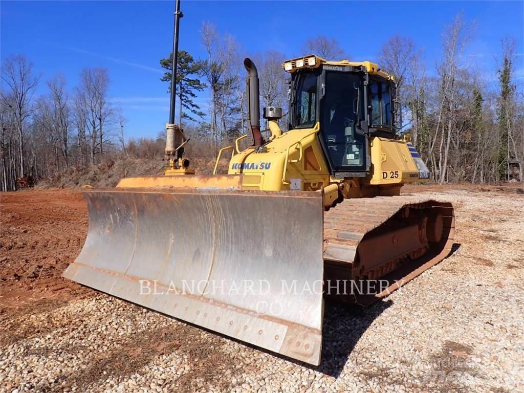 Komatsu D61PX-23 Гусеничные бульдозеры