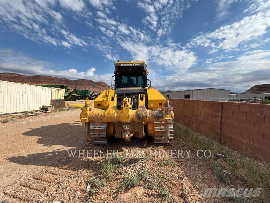 Komatsu D71EXI-24 Гусеничные бульдозеры