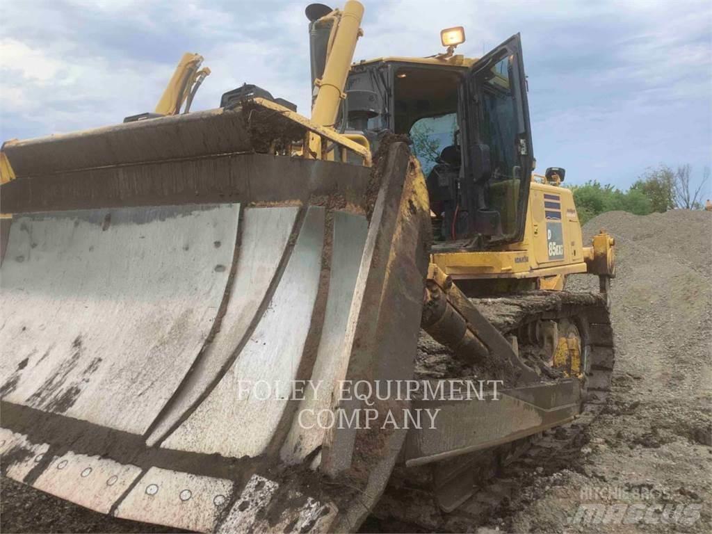 Komatsu D85EXI Гусеничные бульдозеры