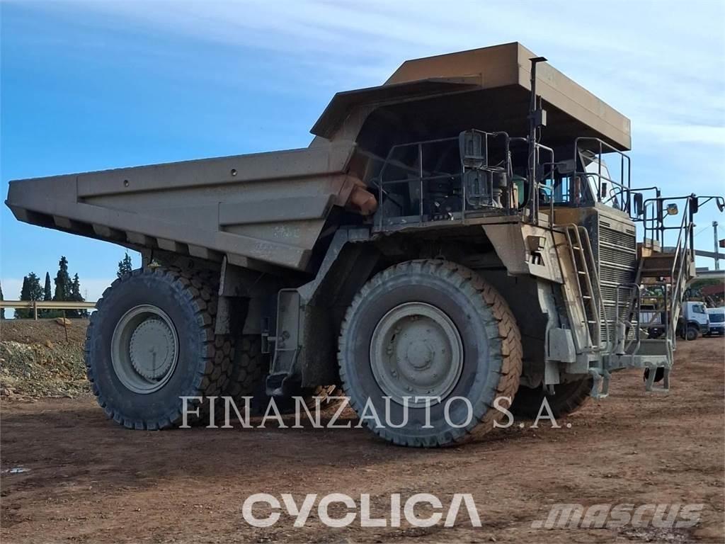 Komatsu HD785-7 Шарнирно-сочленённые самосвалы
