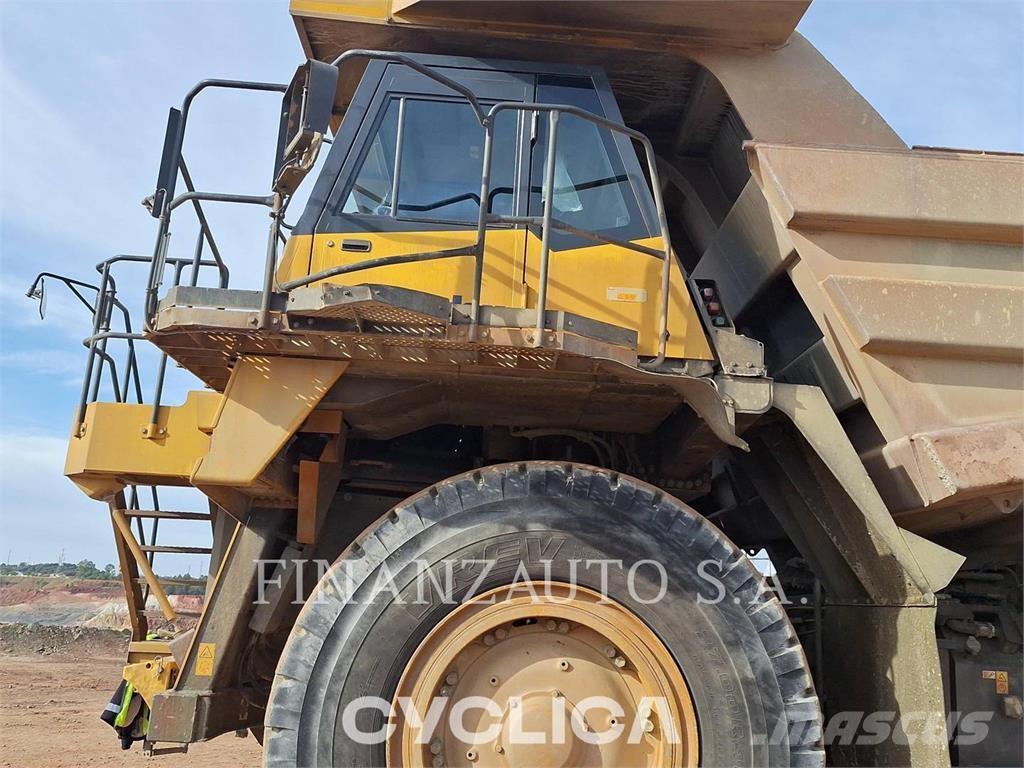 Komatsu HD785-7 Шарнирно-сочленённые самосвалы