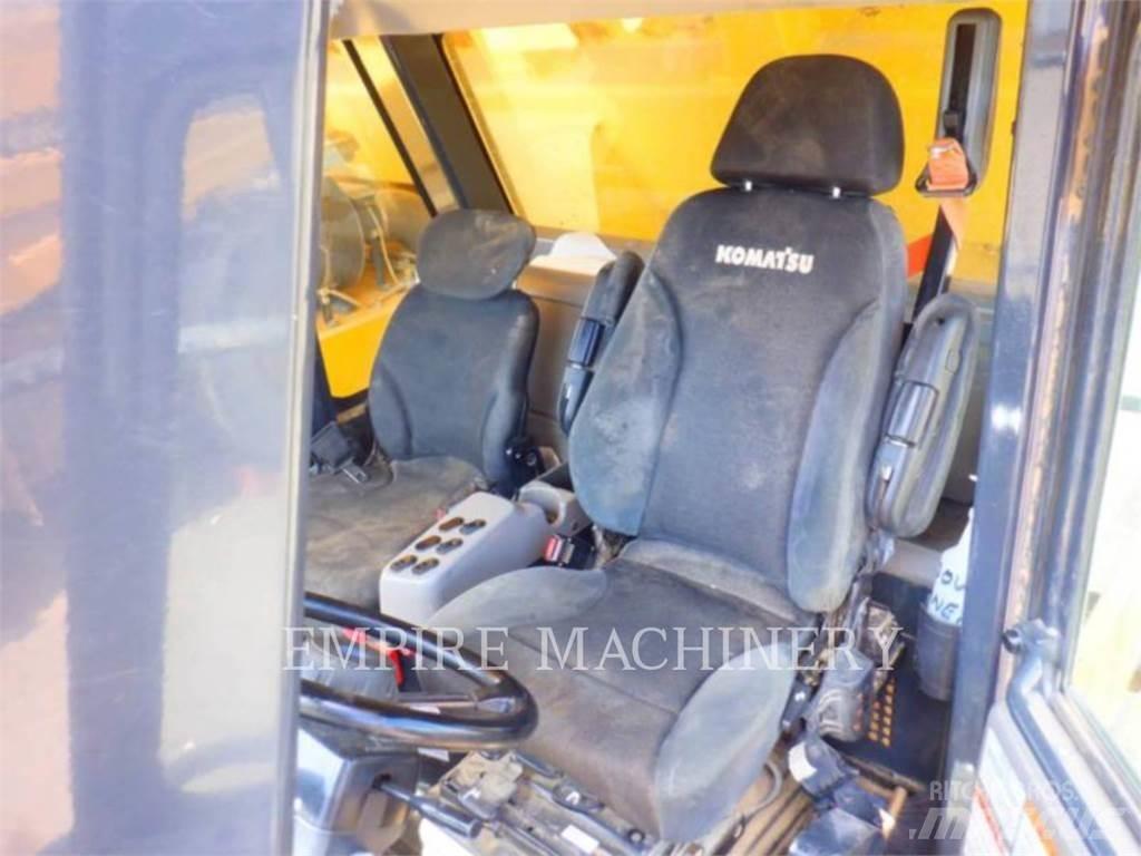 Komatsu HD785-8 Шарнирно-сочленённые самосвалы