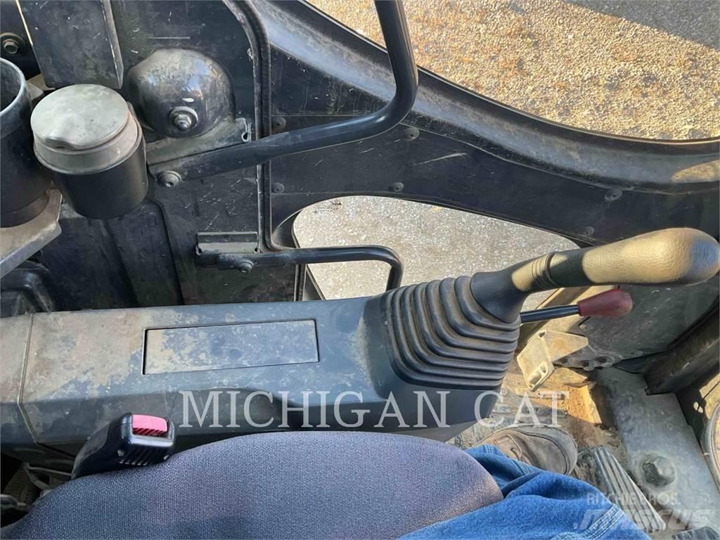 Komatsu PC128US Гусеничные экскаваторы