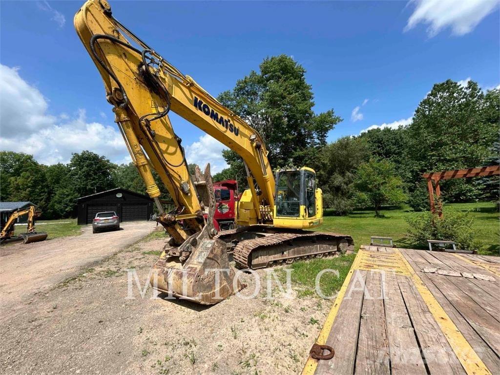 Komatsu PC228USLC-10 Гусеничные экскаваторы