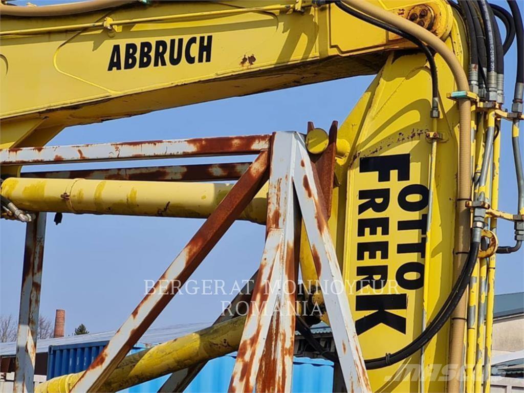 Komatsu PC450LCD-6K Гусеничные экскаваторы