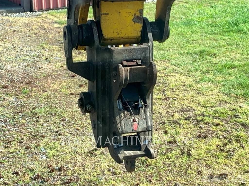 Komatsu PC78US-11 Гусеничные экскаваторы