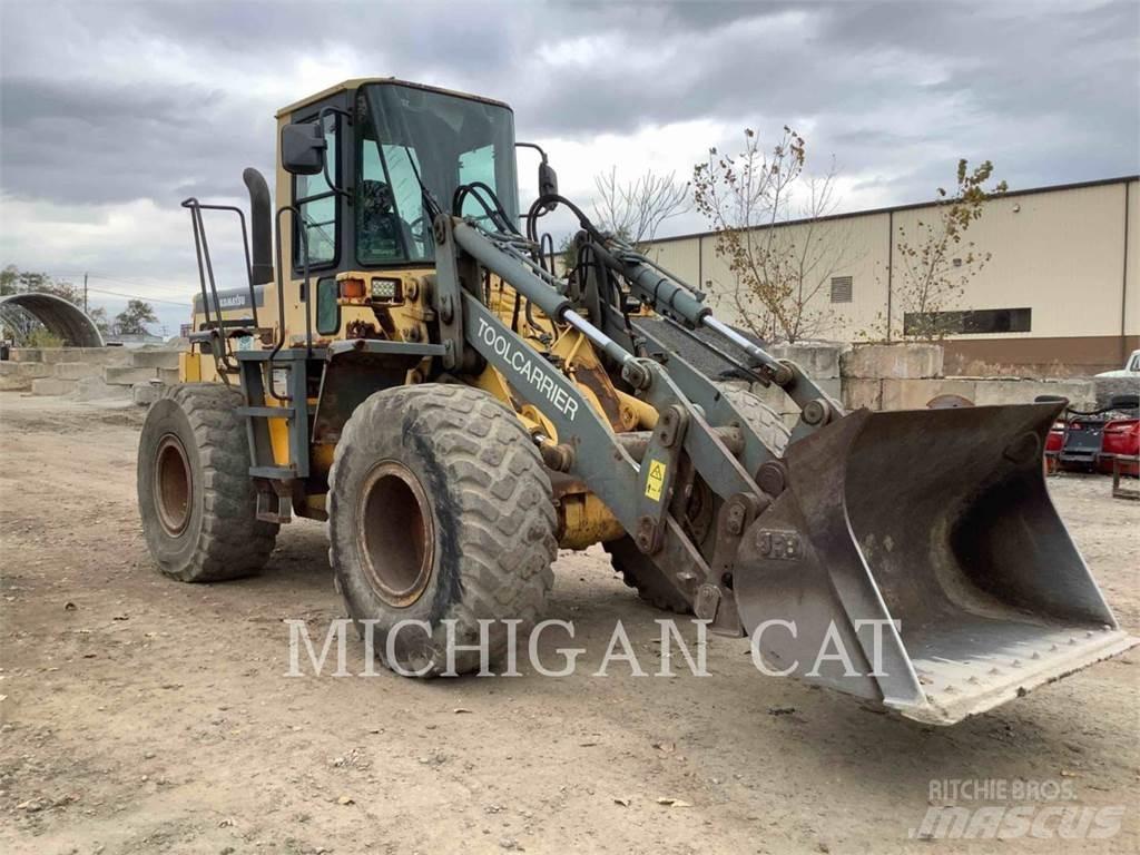 Komatsu WA250-3 Фронтальные погрузчики