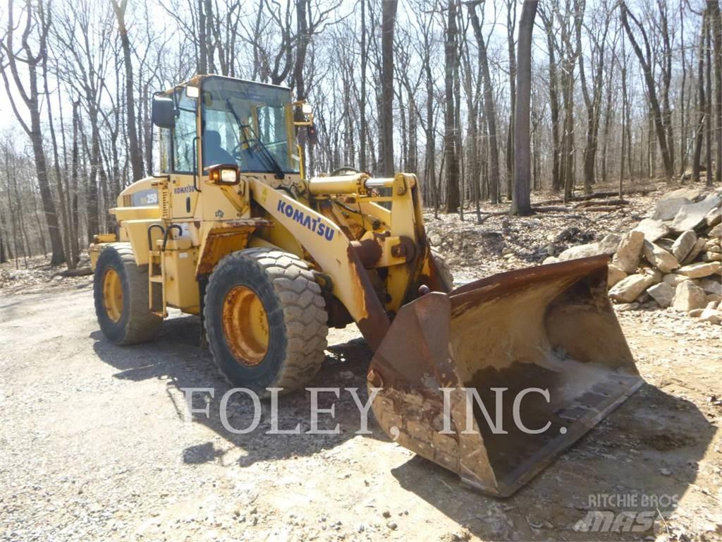 Komatsu WA250-5 Фронтальные погрузчики
