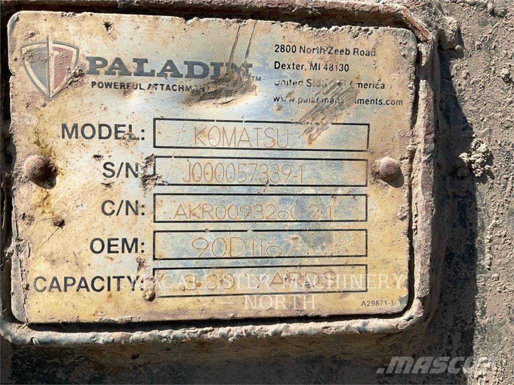 Komatsu WA270-7 Фронтальные погрузчики
