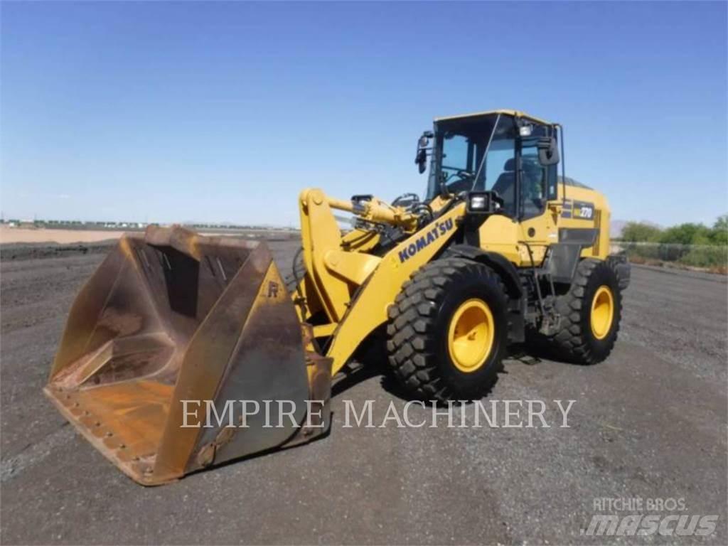 Komatsu WA270-8 Фронтальные погрузчики