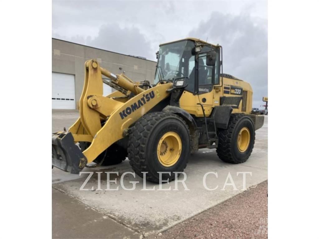 Komatsu WA320 Фронтальные погрузчики