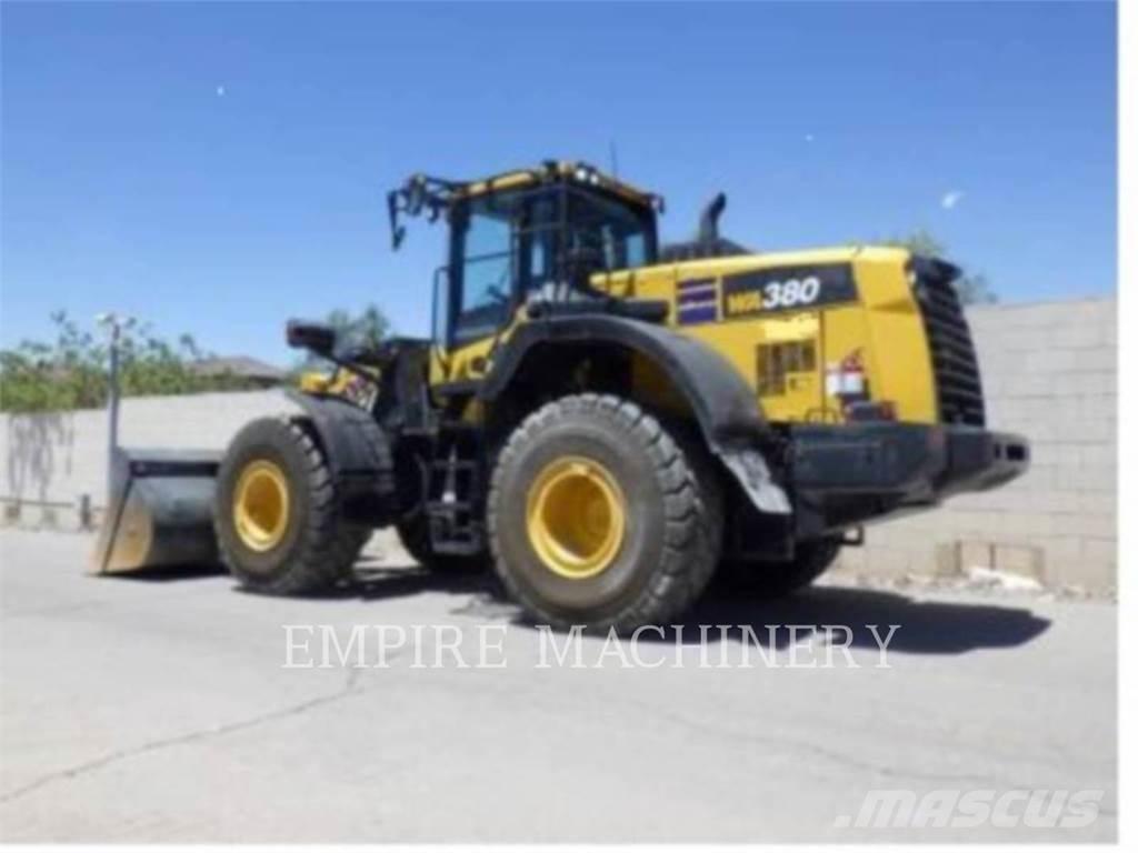 Komatsu WA380 Фронтальные погрузчики