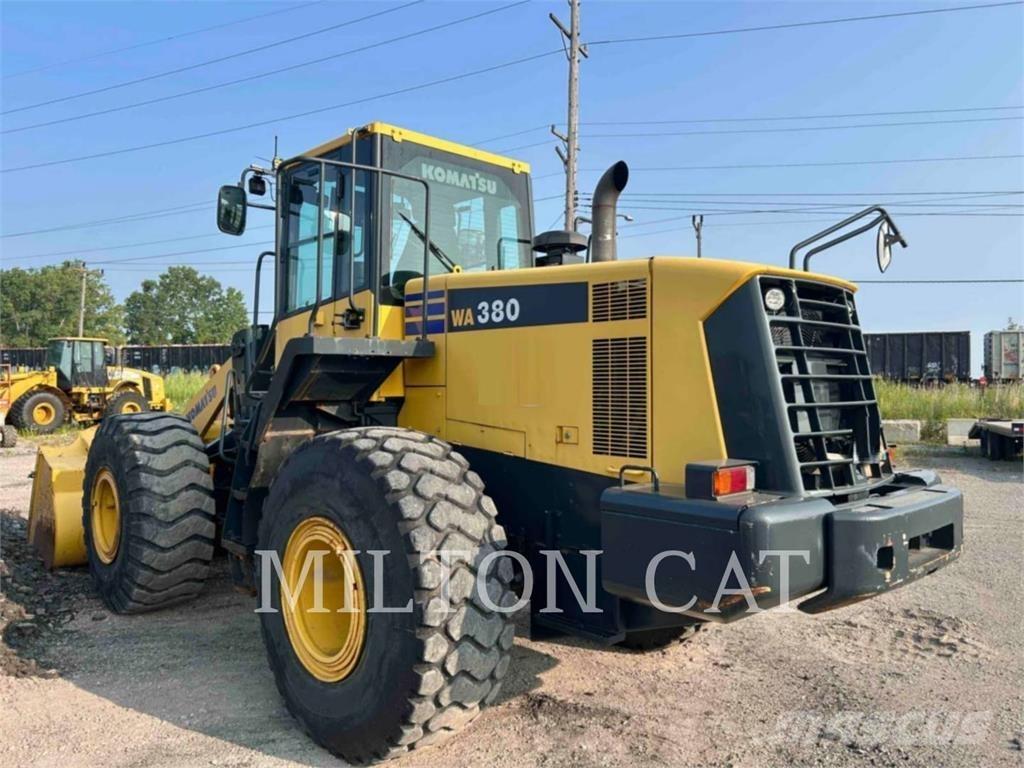 Komatsu WA380 Фронтальные погрузчики