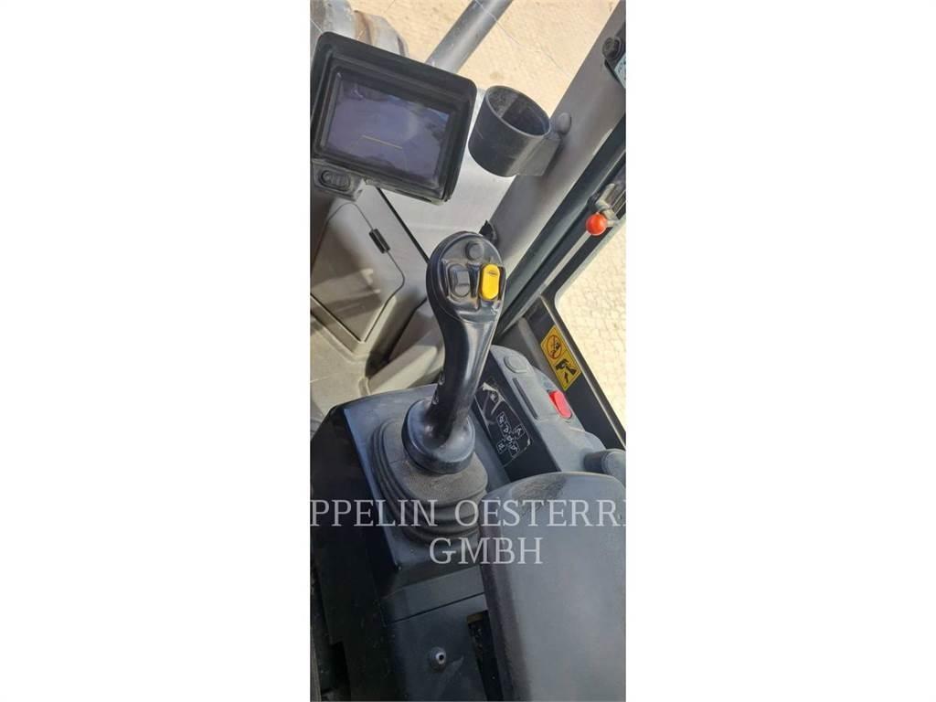Komatsu WA470-7 Фронтальные погрузчики