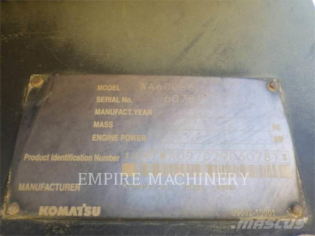 Komatsu WA600-6 Фронтальные погрузчики