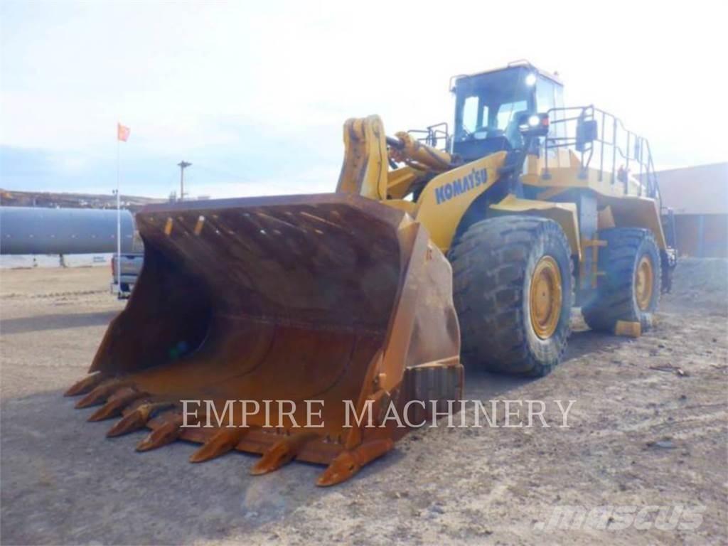 Komatsu WA600-8 Фронтальные погрузчики