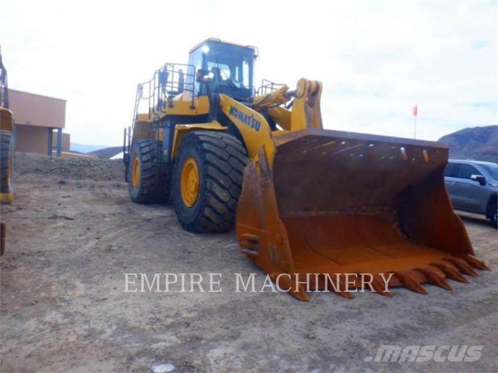 Komatsu WA600-8 Фронтальные погрузчики