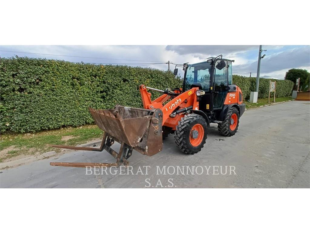 Kubota R065 Фронтальные погрузчики