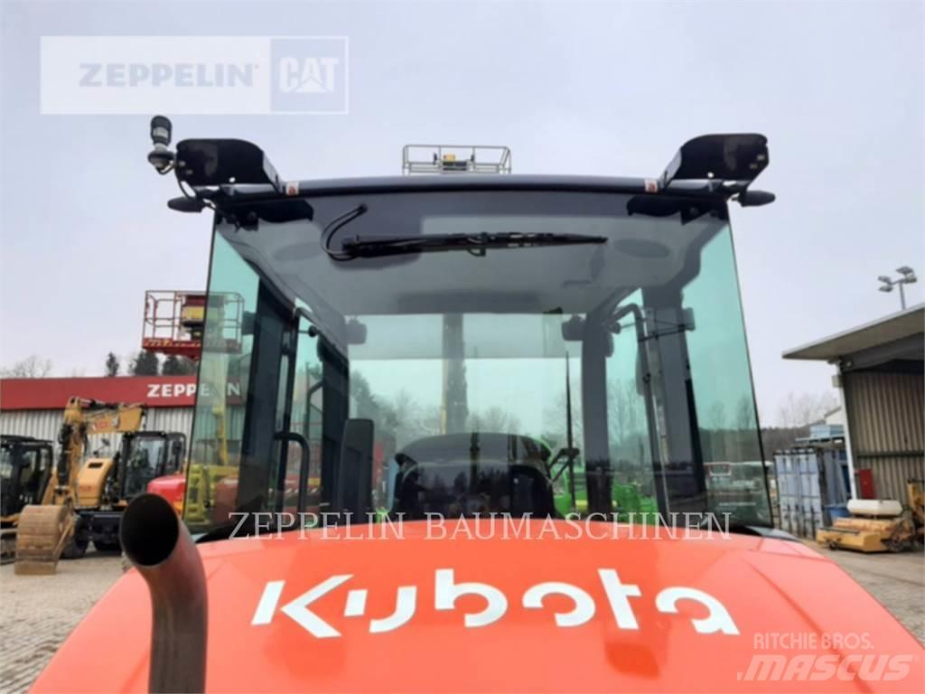 Kubota R090 Фронтальные погрузчики