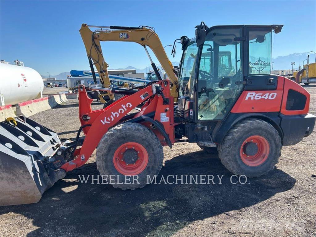 Kubota R640 CWL Фронтальные погрузчики