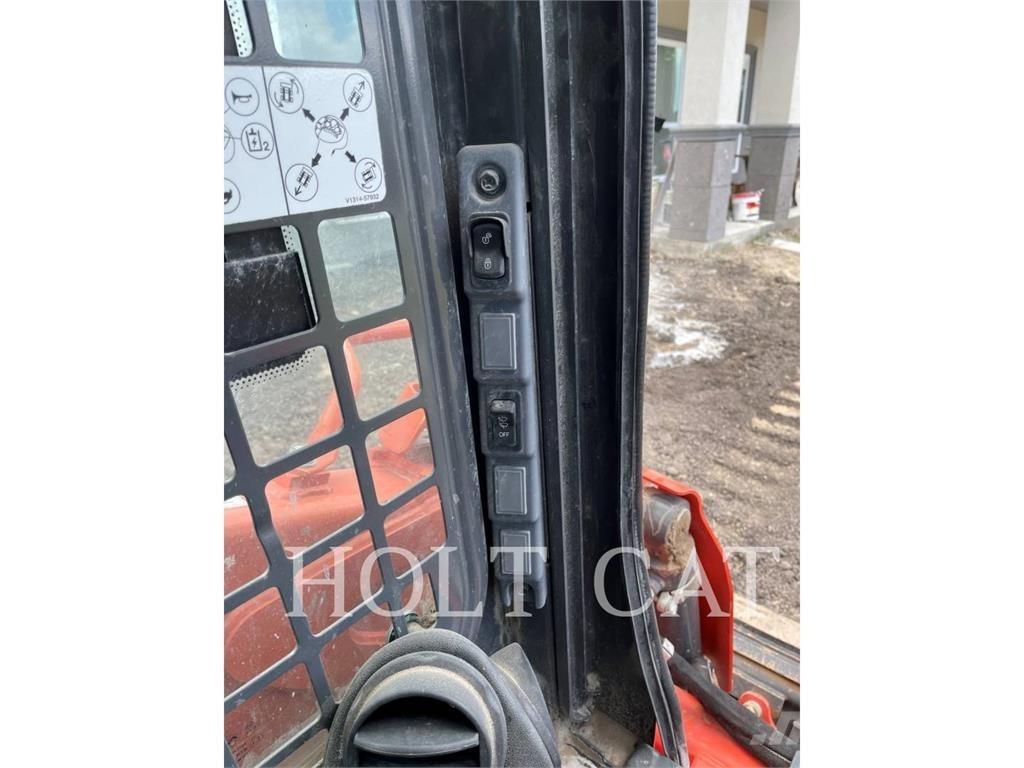 Kubota SSV75 Мини-погрузчики