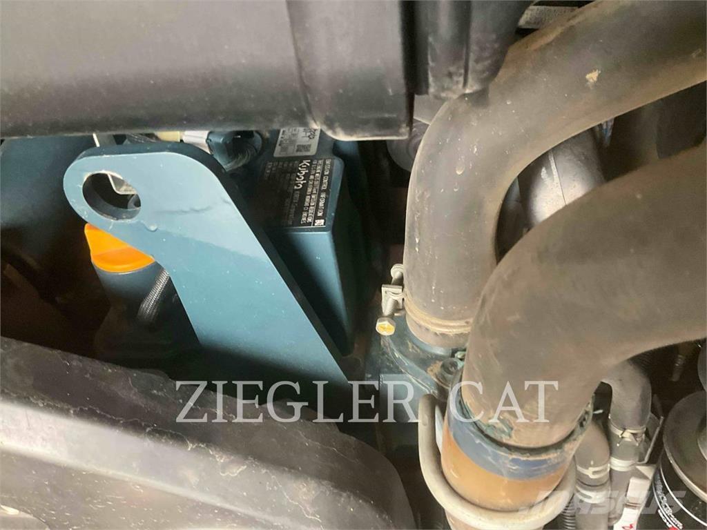 Kubota SSV75 Мини-погрузчики